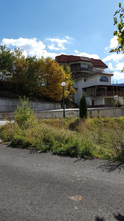 Семеен Хотел Кристал Smolyan Eksteriør bilde